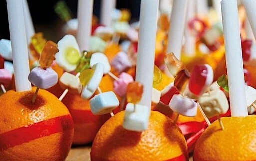 Crib & Christingle Service